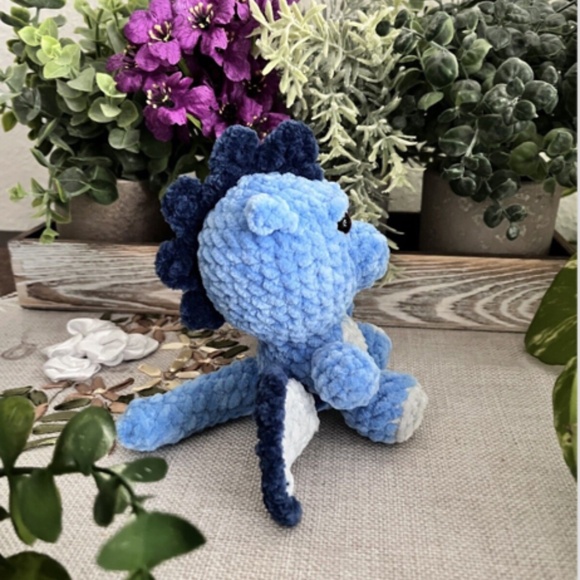 Handmade Mini Dragon Amigurumi - Small, blue - Picture 5 of 9